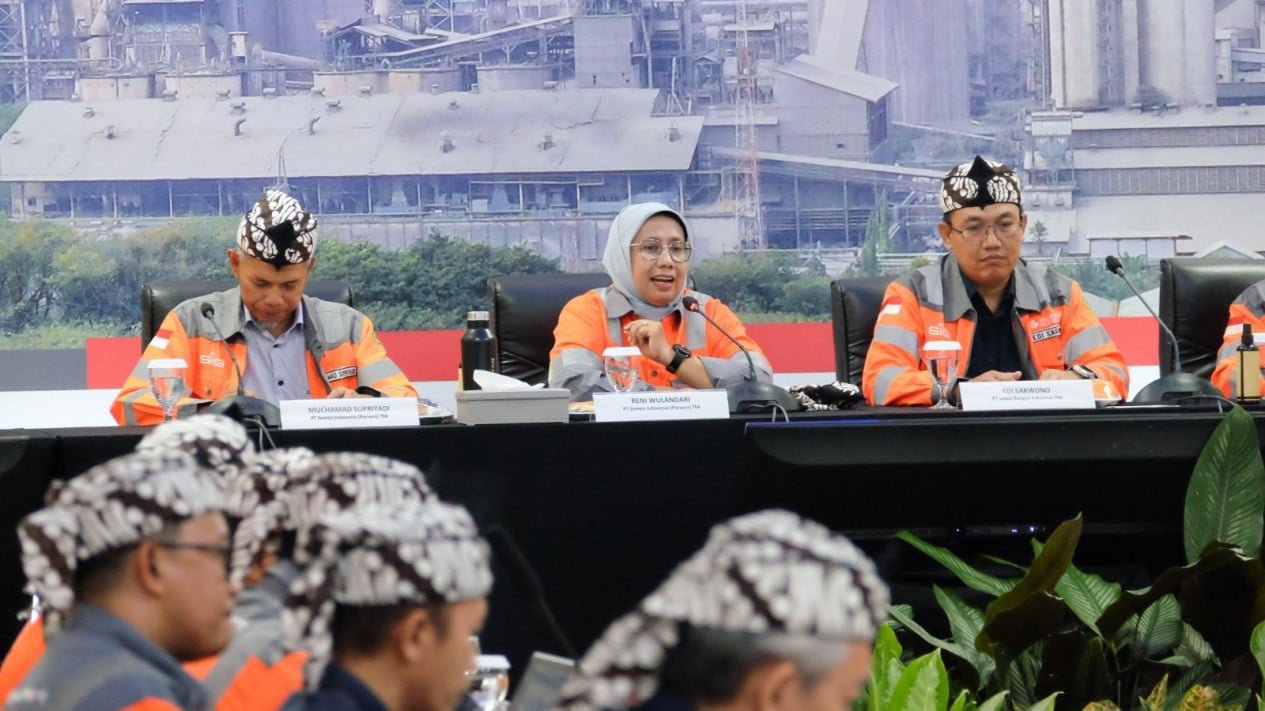 Como directora de operaciones de SIG, Reni Wulandari demuestra que el sesgo de género no es una barrera para mejorar el desempeño.