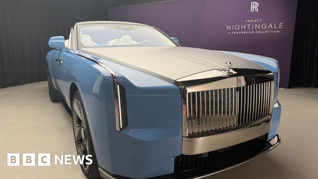 Rolls-Royce lanza un nuevo descapotable eléctrico biplaza