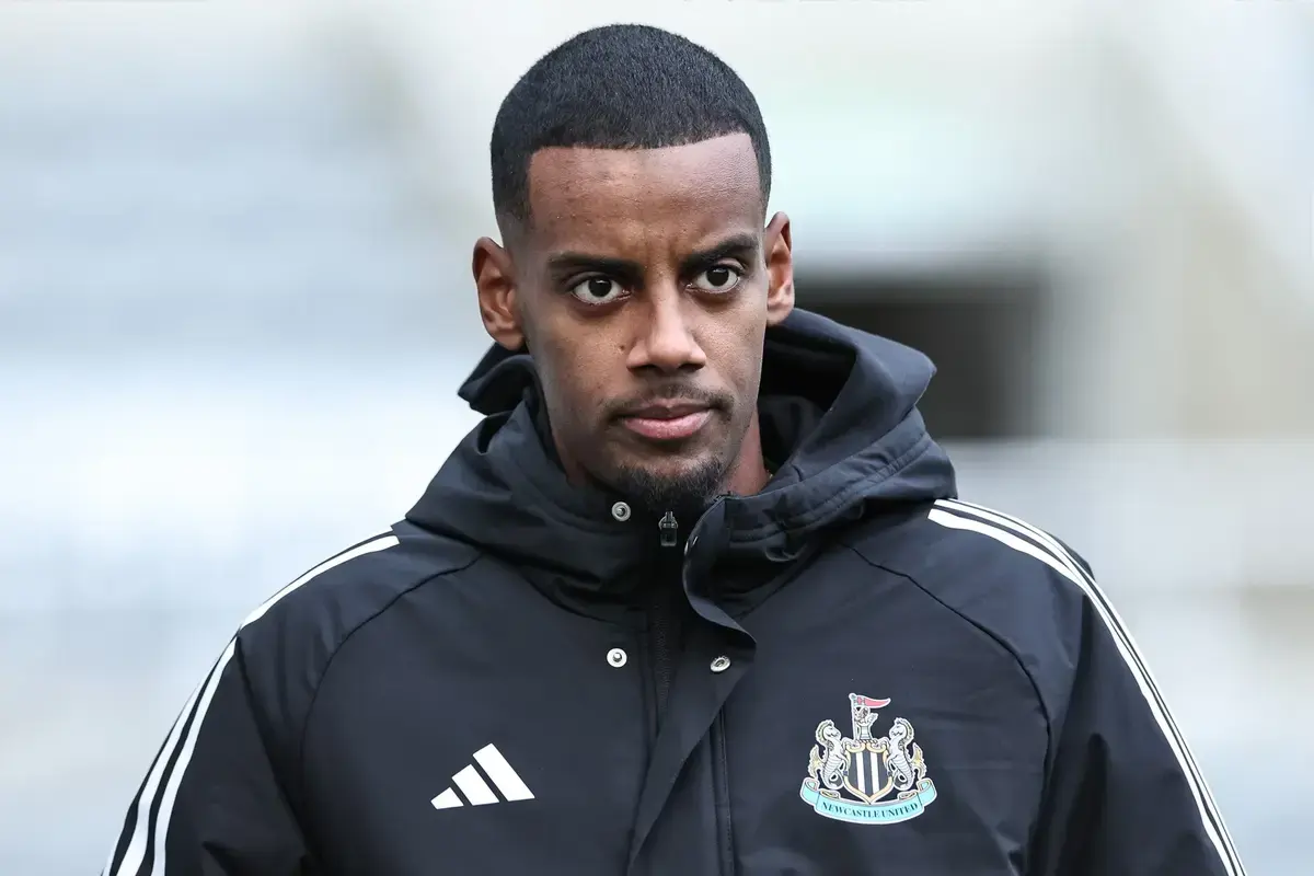 Alexander Isak, Eddie Howe y los propietarios del Newcastle United