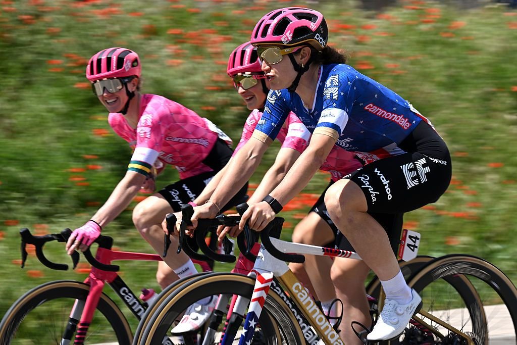 “Un poco astuta” gracias al trabajo en equipo inteligente, Kristen Faulkner comienza la temporada europea en el Tour de Flandes y dice que EF Education-Oatly “puede sorprender al campo”