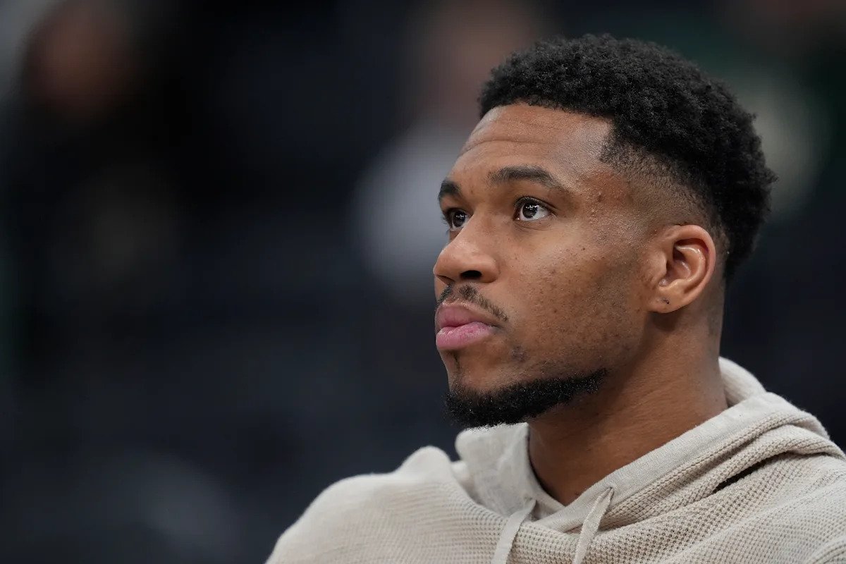 Giannis Antetokounmpo pregunta si jugó su último partido con los Bucks: ‘No lo sé’