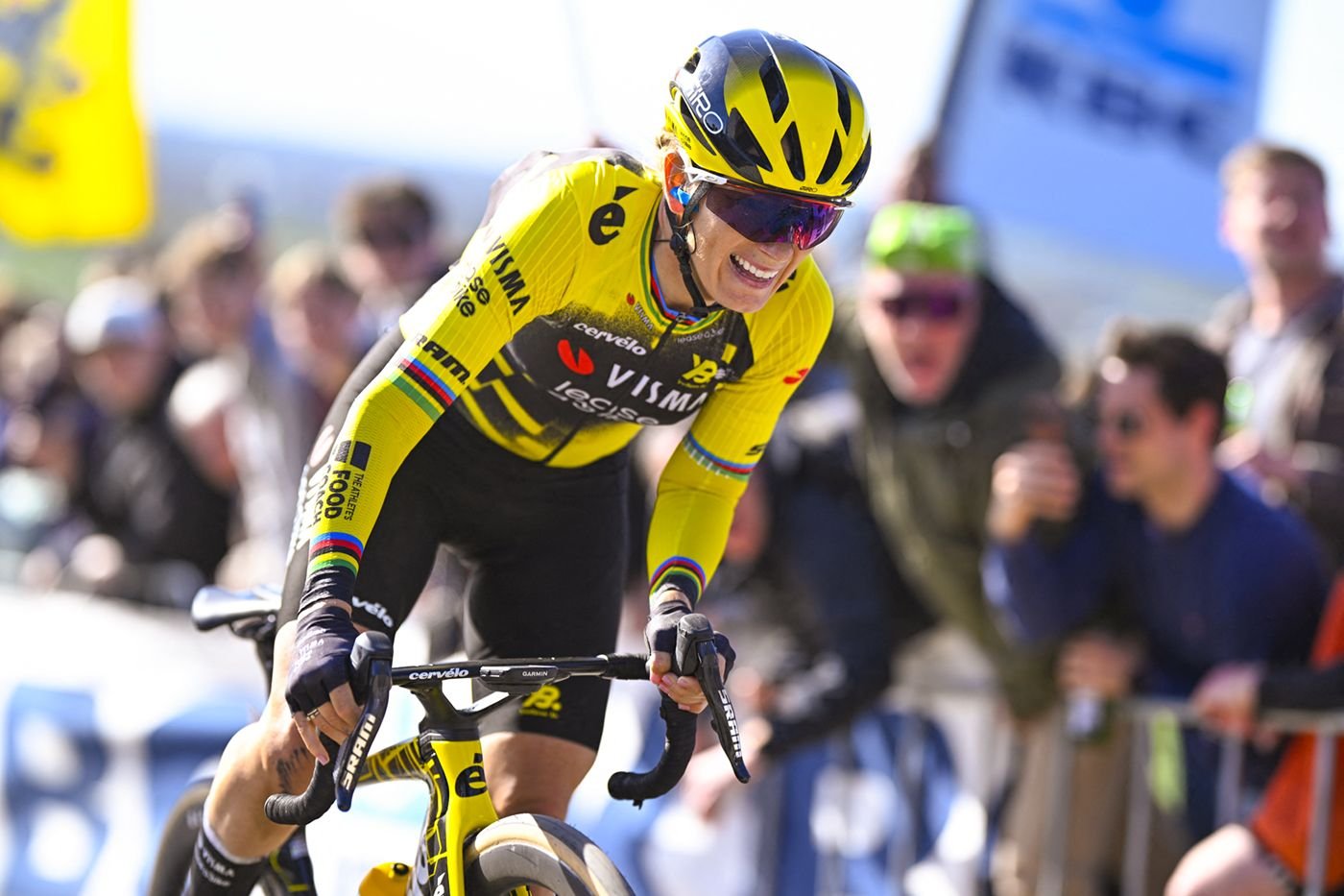 “Sabemos que somos capaces de ganar” – Pauline Ferrand-Prévot regresa al Tour de Flandes como favorita tras un éxito “inesperado” en 2025