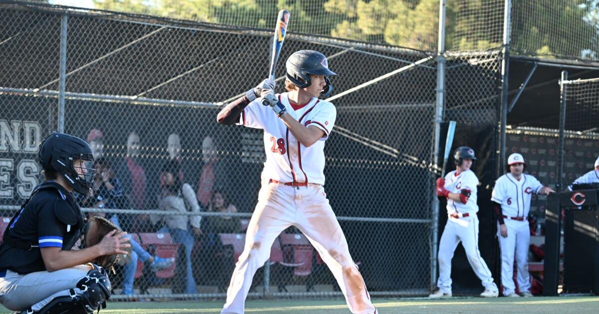 El equipo de béisbol de Cleveland High avanza con una racha de nueve victorias consecutivas