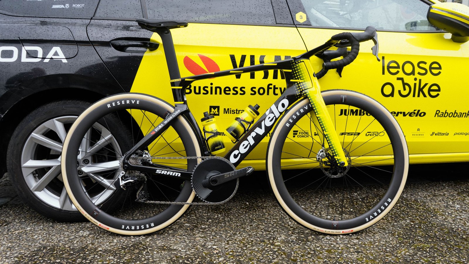 ¿Esta configuración diferente de la bicicleta ayudará a Wout van Aert a conseguir una victoria en la París-Roubaix?
