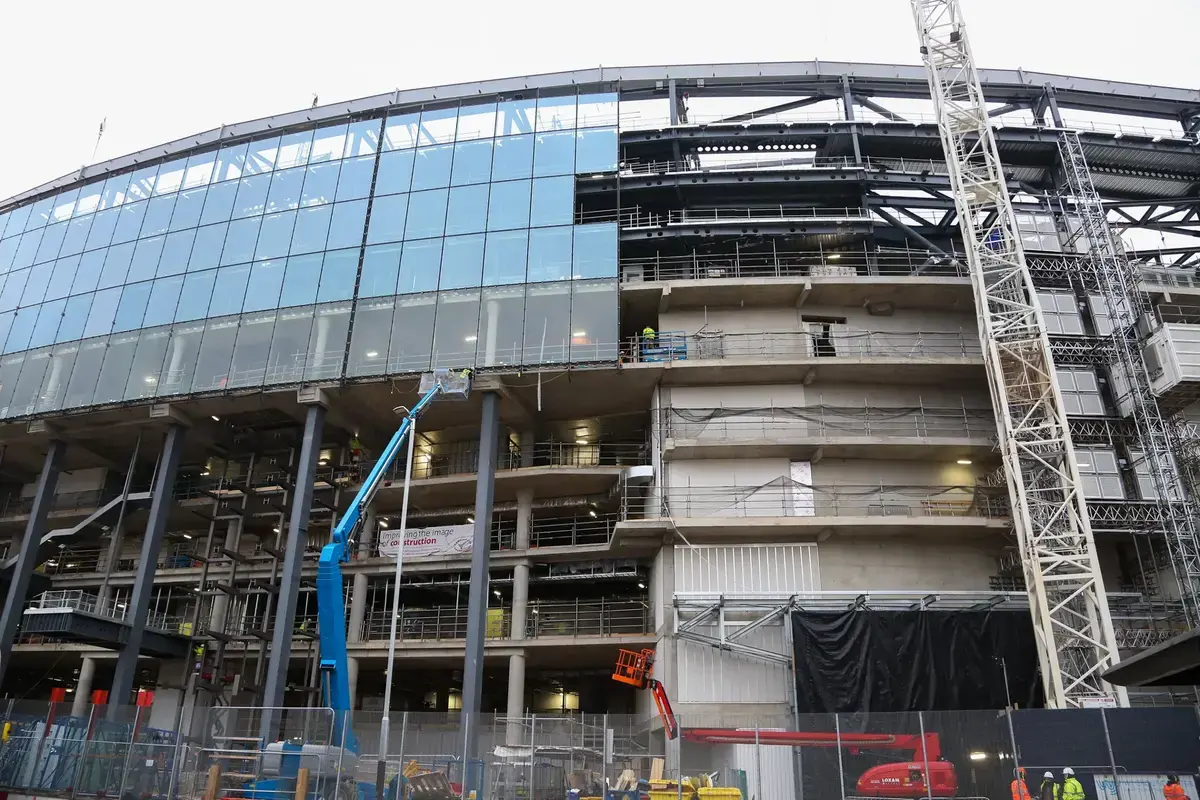“El Tottenham podría ser el club más grande del mundo, nadie quiere verlo descendido” David Bentley