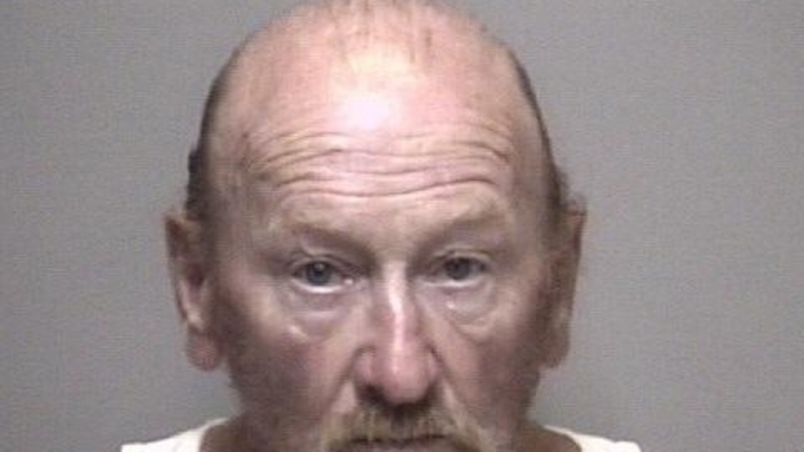 Hombre acusado en relación con muertes en los campos de exterminio de Texas